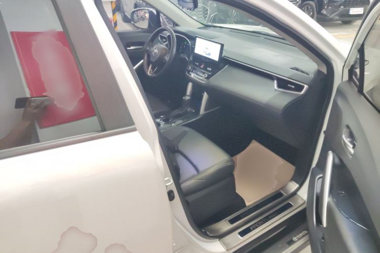 Used Toyota FRONTLANDER 2023 2.0L CVT Luxury Edition
