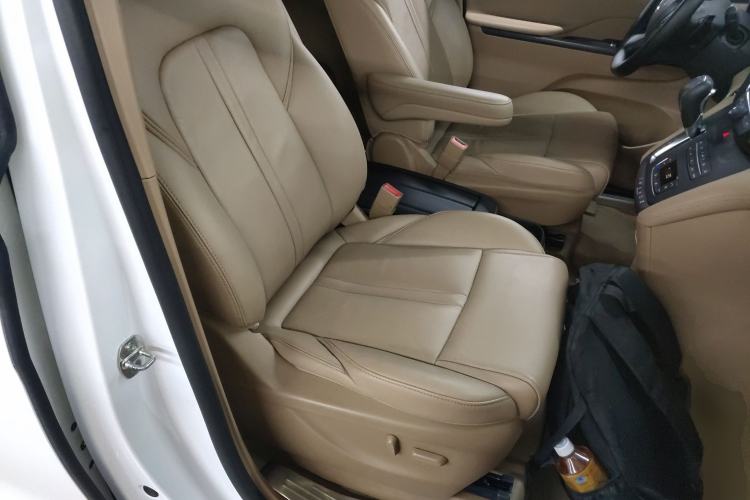 Used Buick GL8 2017 ES 28T Premium Version China V Standard