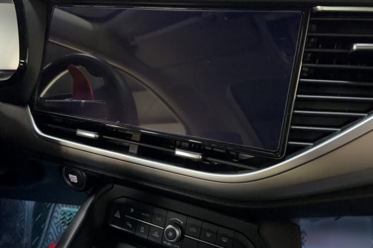 Used Haval F7 2021 1.5T Two-Wheel Drive iXuan Audio And AC Panel