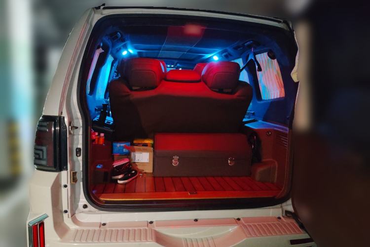 Used Mitsubishi Pajero 2018 3.0L Automatic Comfort Edition Trunk