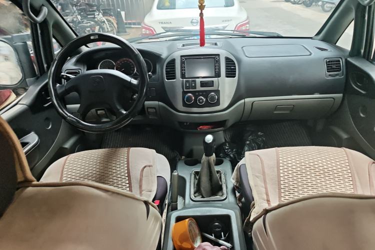 Used FORTHING Lingzhi 2012 Commercial Version 1.6L Special Offer Model
