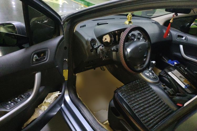 Used Peugeot 408 2013 2.0L Automatic Luxury Edition