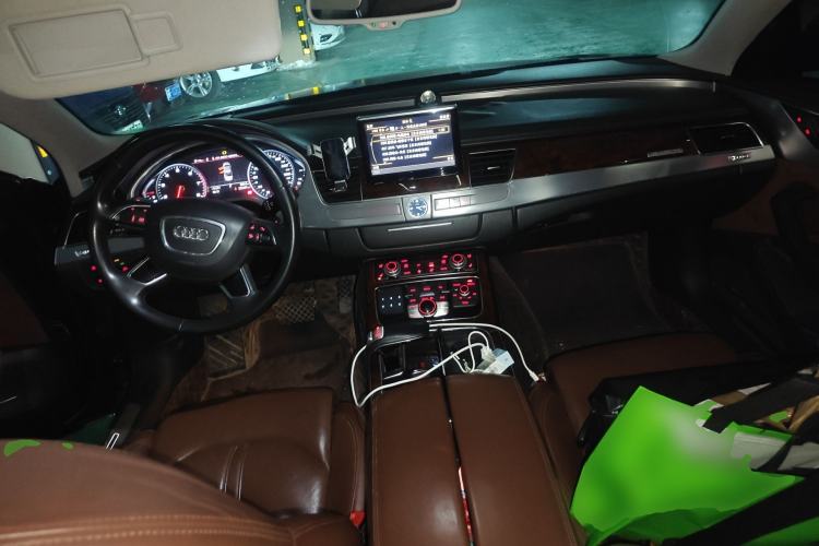 Used Audi A8 2011 A8L 3.0 TFSI quattro Luxury Edition (213kW) Center Console