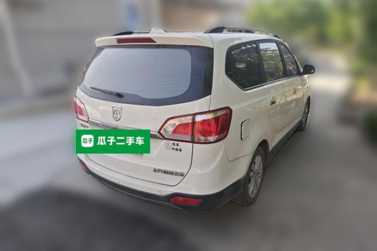 Used Baojun 730 2014 1.5L Manual Luxury Navigation ESP Version 7 Seats