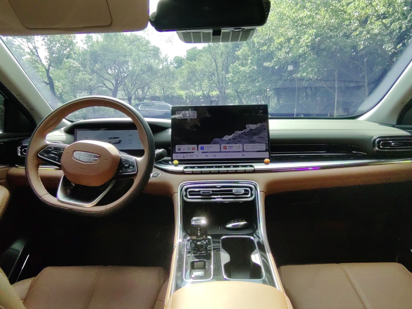 Geely Auto Emgrand 2026 Model 5th Generation 1.5T DCT Flagship Edition — снимка 13