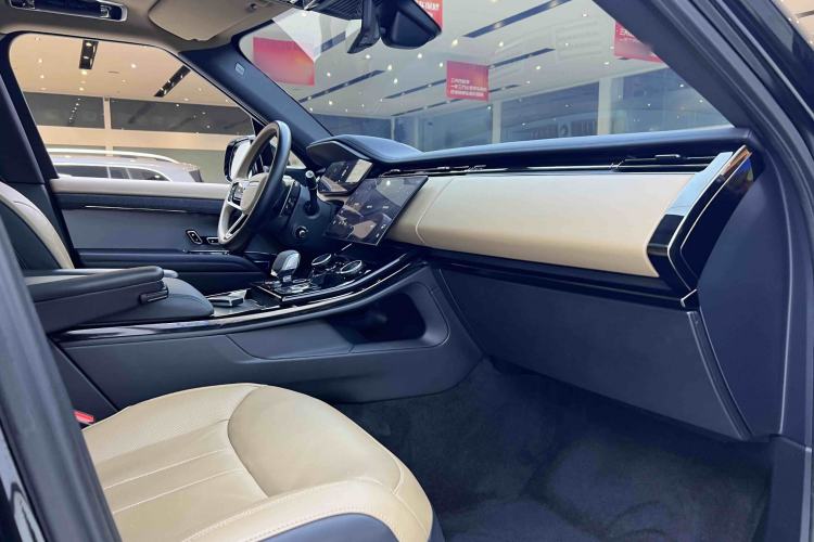 Used Land Rover Range Rover Sport 2023 400PS Dynamic SE
