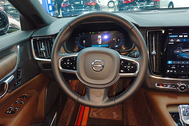 Used Volvo S90 2024 B5 Zhiyuan Luxury Edition