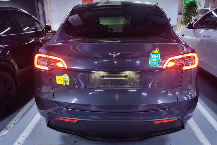 Used Tesla Model Y 2021 Long-Range All-Wheel-Drive Version Rear