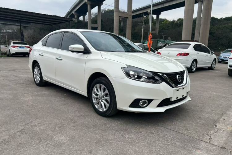 Used Nissan Sylphy 2019 1.6XV CVT Smart Connect Luxury Edition China VI Standard Exterior 4