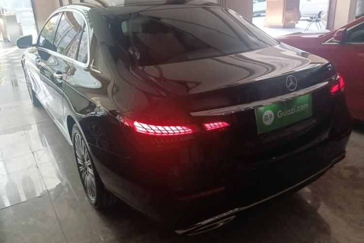 Used Mercedes-Benz E-Class 2022 Second Facelift E 300 L Luxury Edition