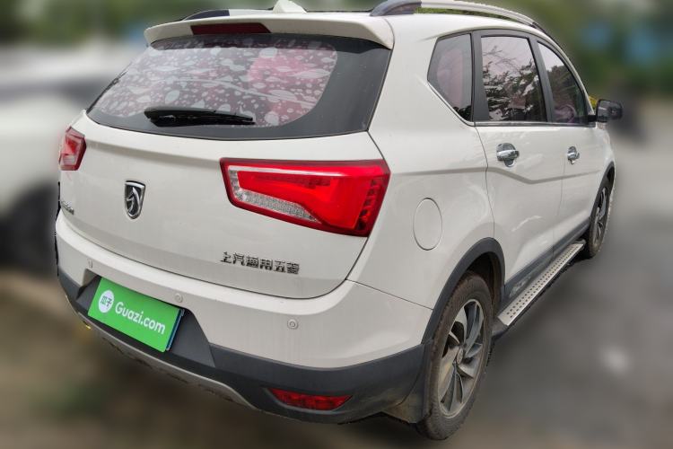 Used Baojun 560 2016 1.8L Manual Luxury Edition