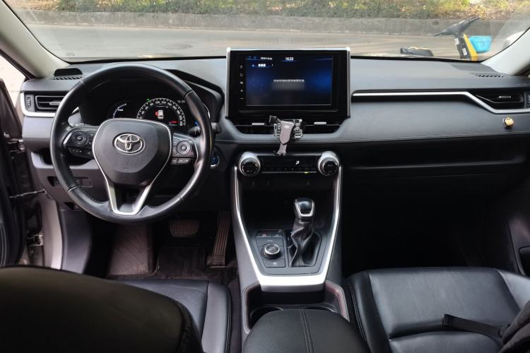 Used Toyota RAV4 2020 Dual-Engine 2.5L E-CVT 4x4 Elite PLUS Edition
