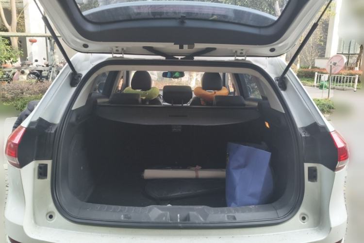 Used Haval H6 2017 Red Label 2.0T Automatic Two-Wheel Drive ZhiShang Model