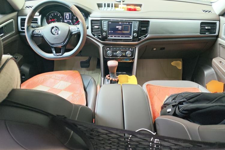 Used Volkswagen Teramont 2017 380TSI Four-Wheel Drive Luxury Edition Center Console