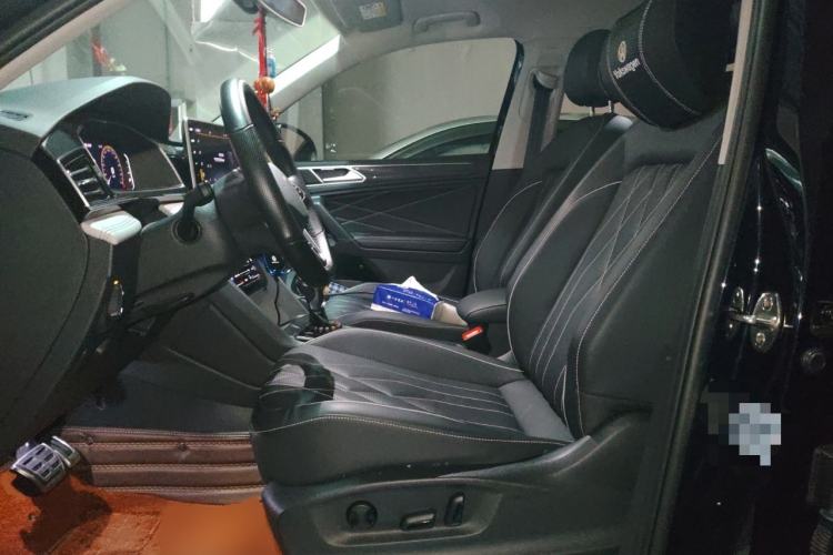 Used Volkswagen Tiguan L 2022 330TSI Automatic Two-Wheel Drive R-Line Enhanced Edition