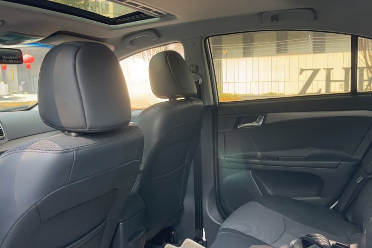 Used Roewe 350 2014 1.5L Automatic Xunyue Version
