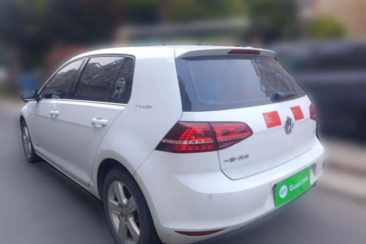 Used Volkswagen Golf 2017 1.6L Automatic Comfort Million-Vehicle Anniversary Edition