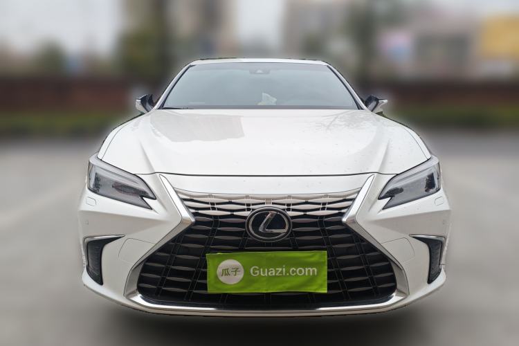 Used Lexus ES 2025 200 Premium Edition
