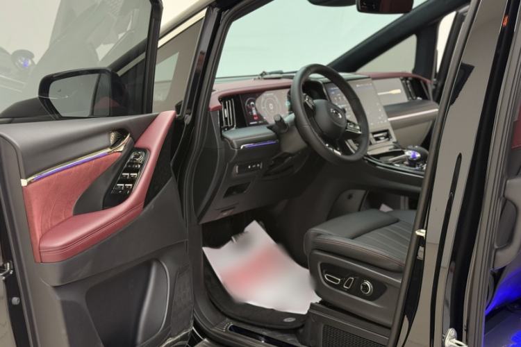 Used GAC Trumpchi M8 2025 Zongshi Series Super Hybrid Edition
