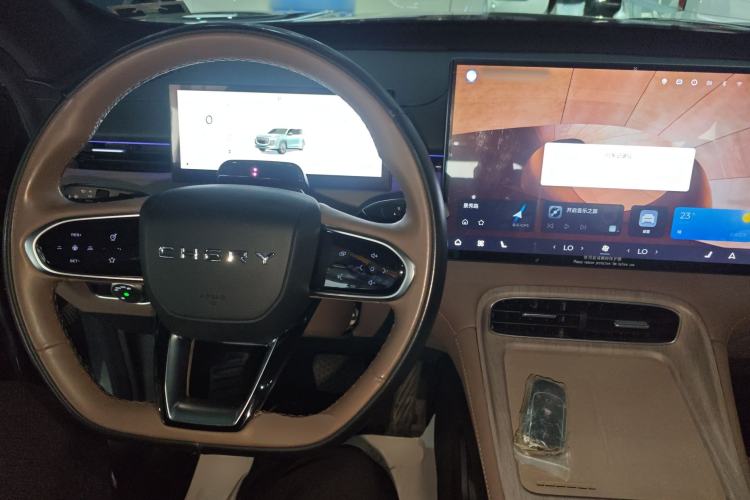 Used Chery Tiggo 8 PLUS 2025 290TGDI DCT Prestige 5-Seater
