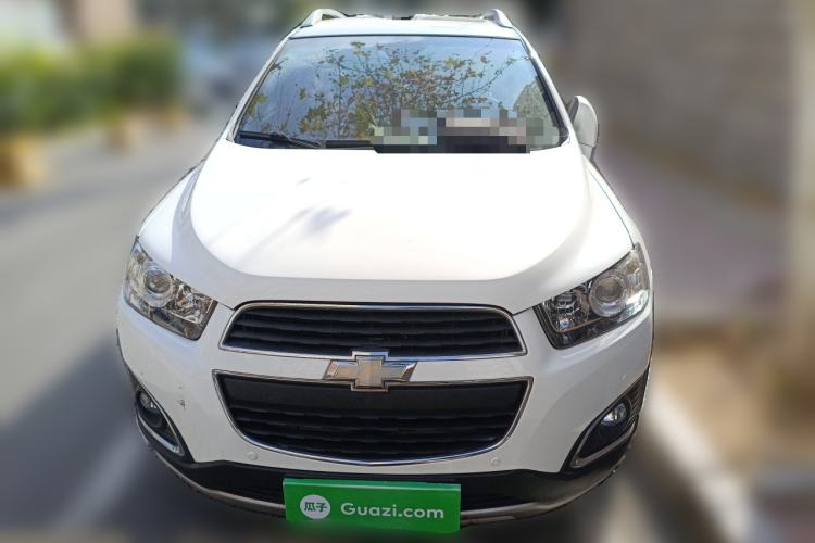 Used Chevrolet Captiva 2015 2.4L 4x4 Flagship Edition 7-Seater
