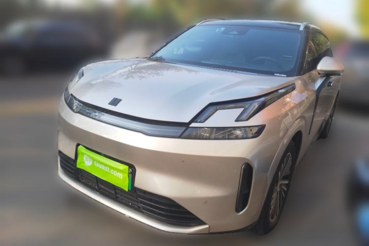 Used Lynk & Co 08 EM-P 2025 120km Long-Range Pro