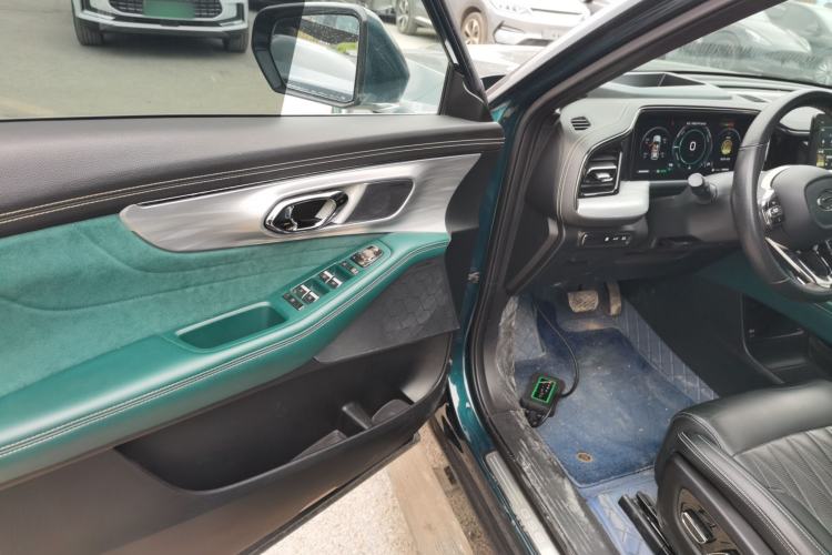 Used GAC Trumpchi GS8 2022 Double-Energy Series 2.0TM Four-Wheel Drive Premium Edition (7 Seats)