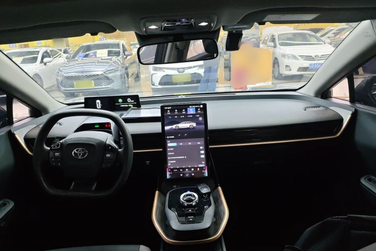 Used Toyota bZ3 2023 616 km Long-Range PRO
