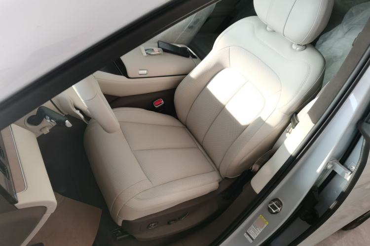 Used Denza N8L 2025 Model Zunrong Model