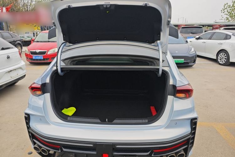 Used GAC Trumpchi EMPOW 2023 400T Automatic R PRO
