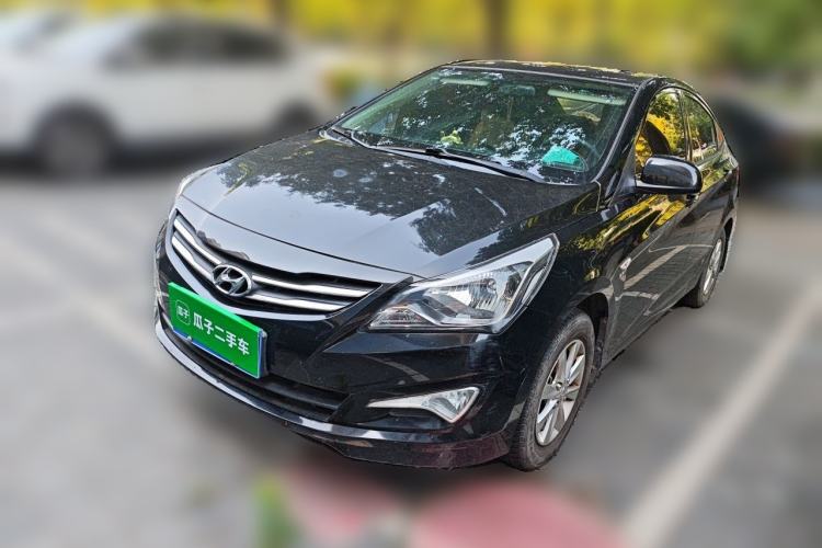 Used Hyundai Verna (older generation) 2014 1.4L Manual Smart GLS Trim