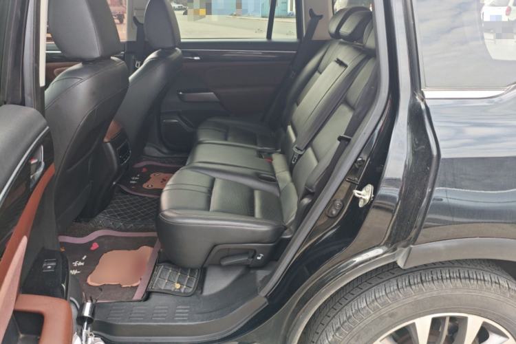 Used GAC Trumpchi GS8 2017 320T Two-Wheel Drive Luxury Smart Connectivity Version (7 Seats) Left Rear Seat