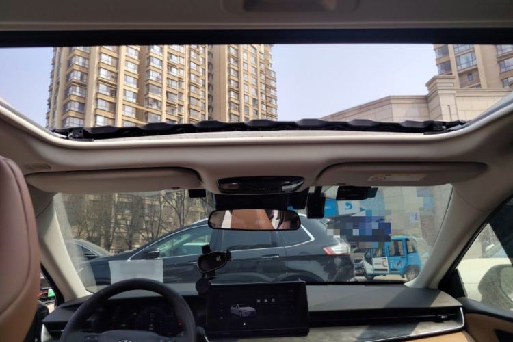 Used Toyota Camry 2024 Dual-Motor 2.0 HGVP Luxury Edition