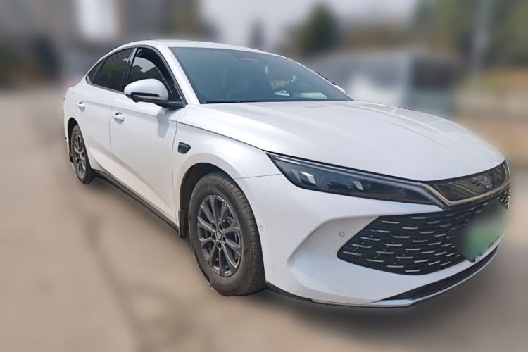 Used BYD Qin L 2025 DM-i Smart Drive 80KM Leading Model