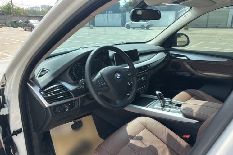 Used BMW X5 
