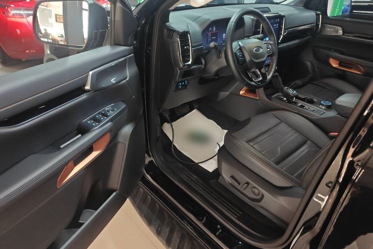 Used Ford Ranger 2023 Trailblazer 4x4 Automatic Version – Gasoline
