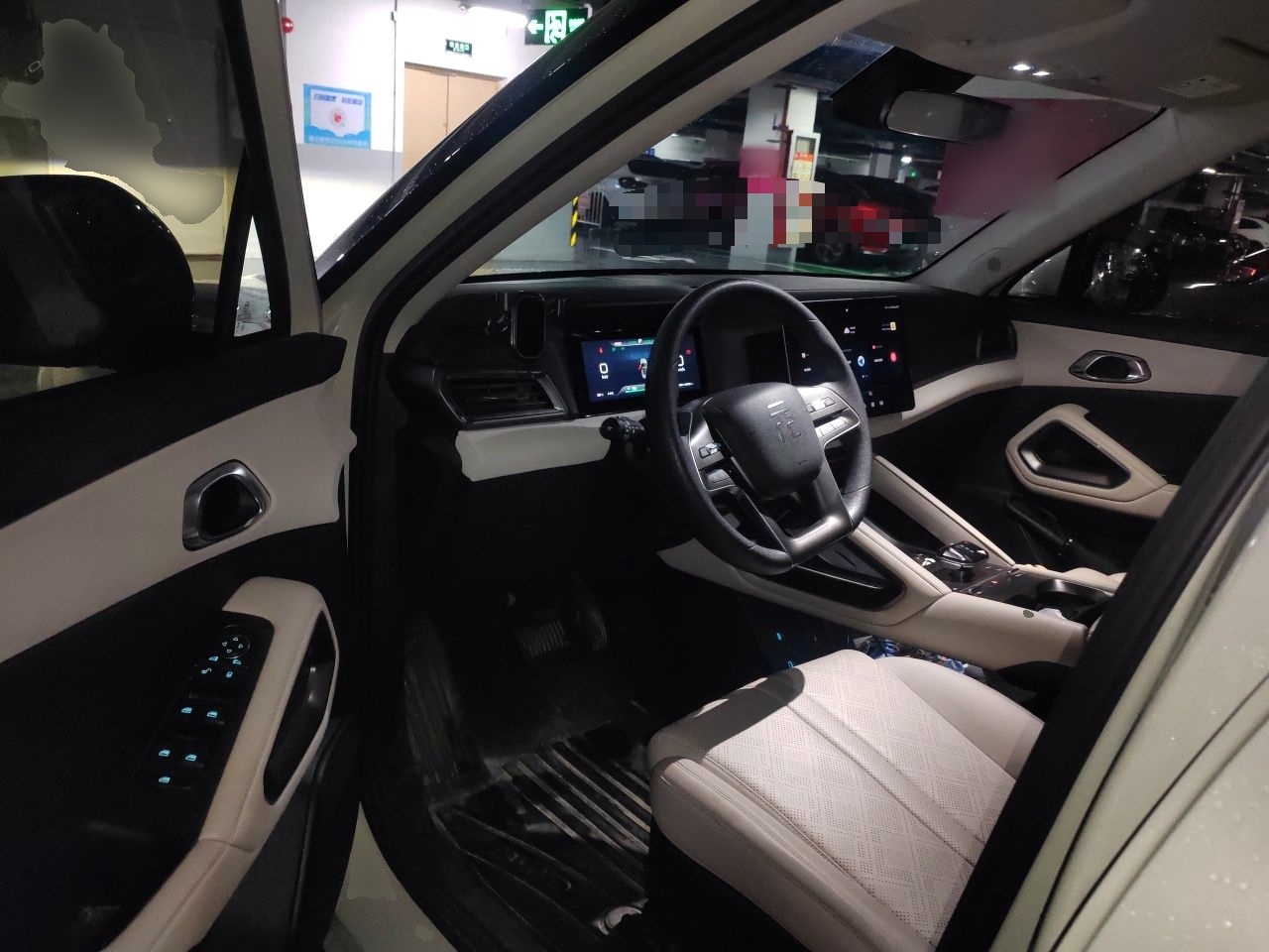 BYD Yuan UP 2024 401KM Leading Edition — снимка 13