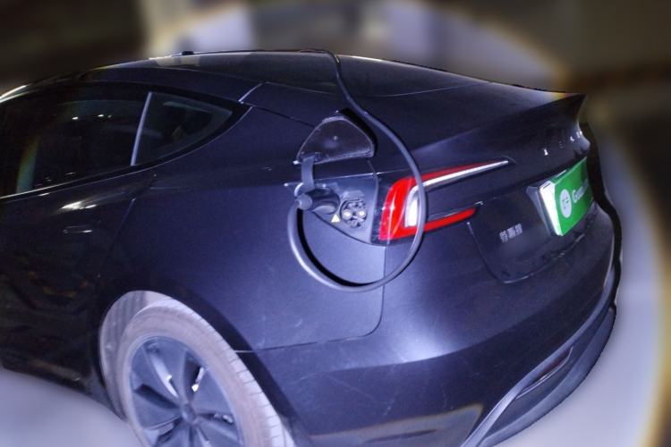 Used Tesla Model 3 2025 Rear-Wheel-Drive Version
