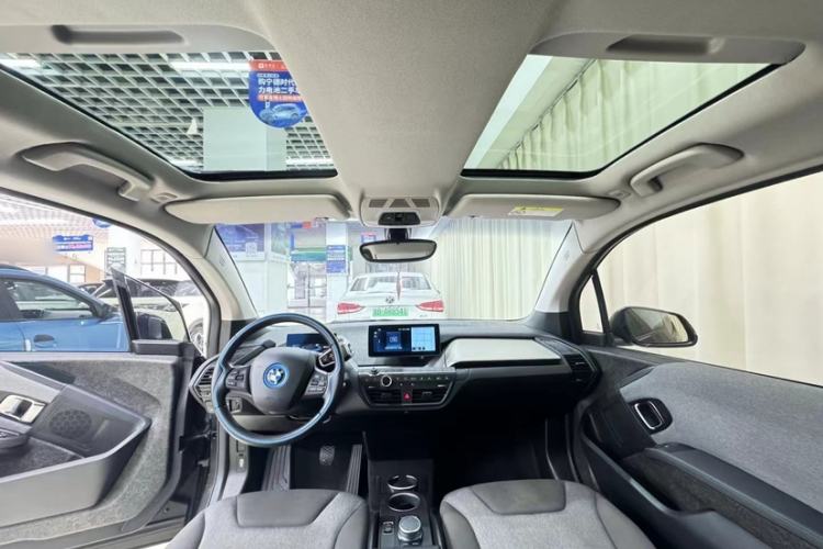 Used BMW i3 2019 Fast Charging Edition
