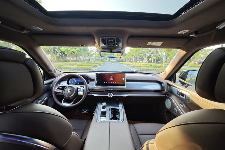 Used Tank 700 New Energy 2024 Hi4-T Extreme Edition Audio And AC Panel