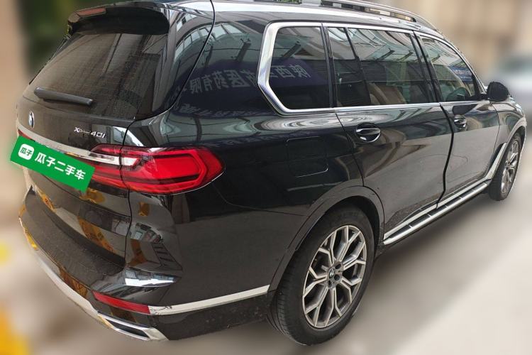 Used BMW X7 2022 xDrive40i Luxury Package with Leading Features
