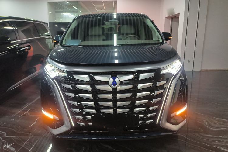 Used Denza D9 2022 DM-i 970 Four-Wheel Drive Flagship Model
