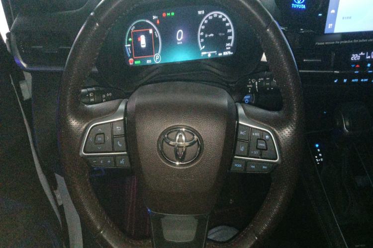 Used Toyota Sienna 2021 2.5L Hybrid Platinum Edition