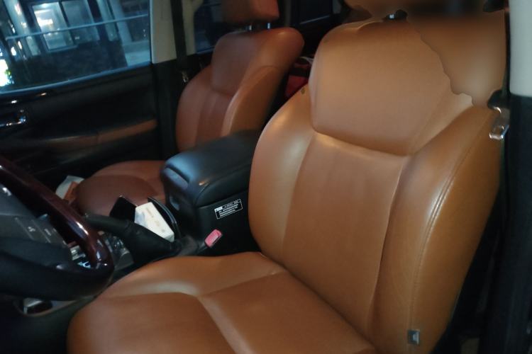 Used Lexus LX 2013 570