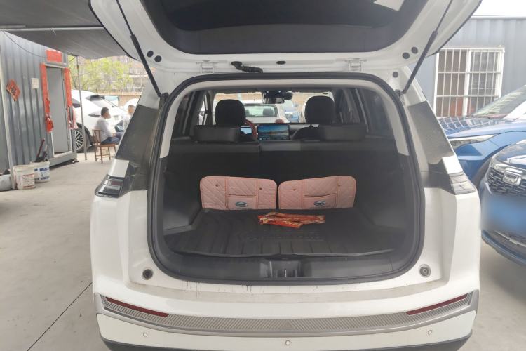 Used AION Y 2023 Younger Star Edition