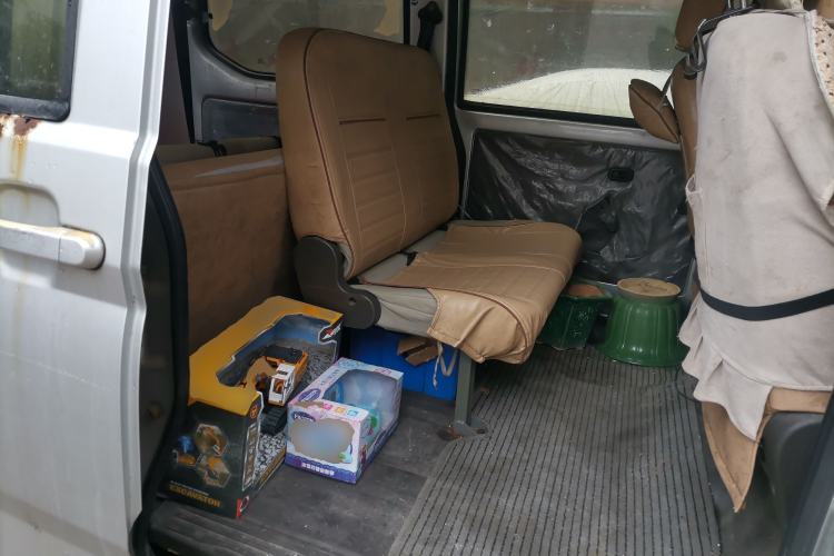 Used Wuling Rongguang 2014 1.2L S Base Model
