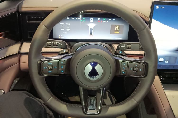 Used Denza Z9GT 2024 1100 Four-Wheel Drive Ultra Version Steering Wheel