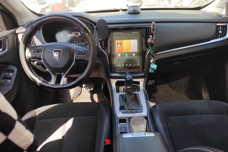 Used Roewe RX5 New Energy 2017 eRX5 50T Hybrid Connected Prestige Flagship Edition Center Console