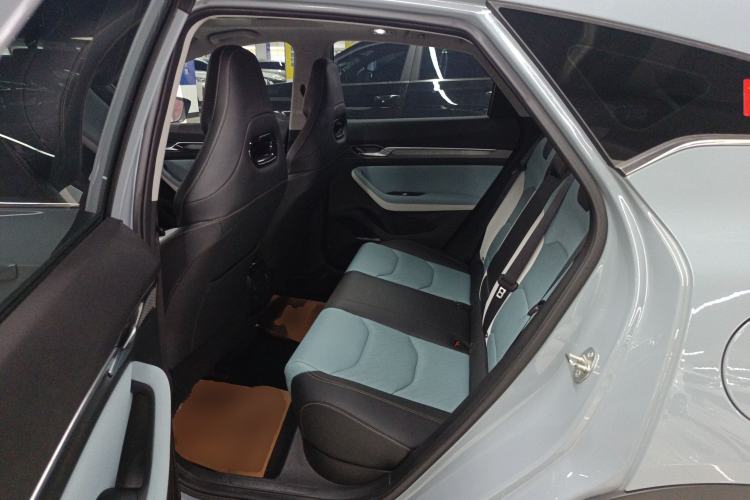 Used Geely Auto Emgrand S 2022 1.4T CVT Crossover Player Edition Left Rear Seat