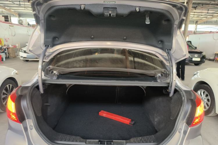 Used Ford Focus 2012 Sedan 1.6L Automatic Fashion Edition